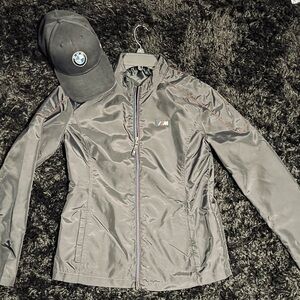 Official BMW HAT & windbreaker Small